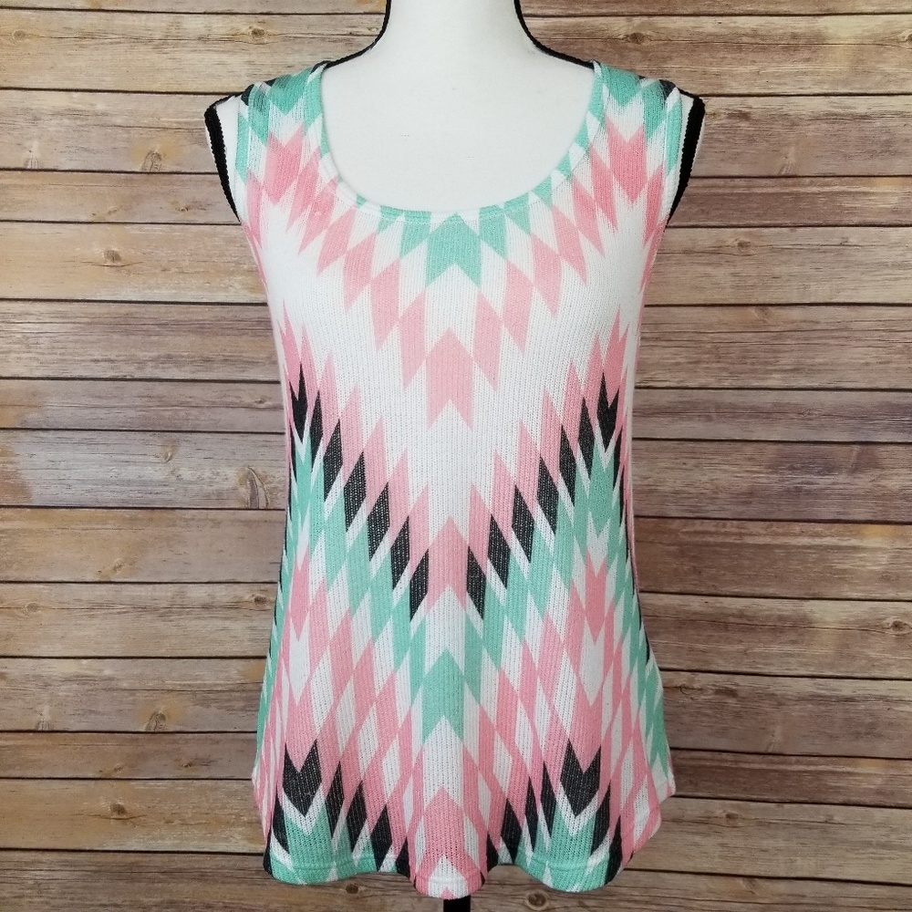 Blu Planet Razor Back Knit Tank Top Size Medium - Picture 4 of 7